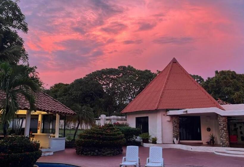 בית מלון כפרי Mia Nueva Gorgona