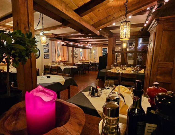 فندق Taverne Zur Linde