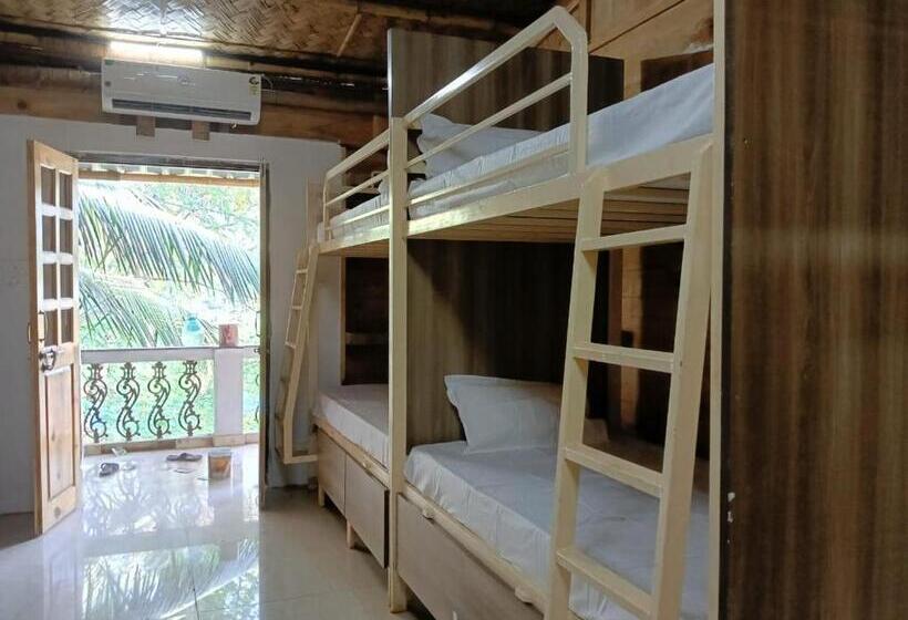 Jeet Hostel & Rooms