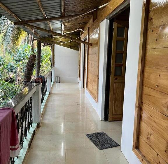 Jeet Hostel & Rooms