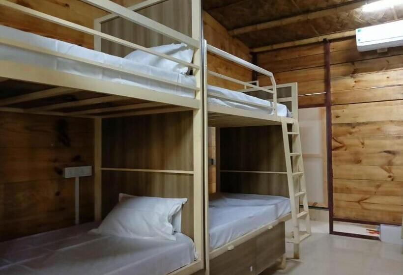 Jeet Hostel & Rooms