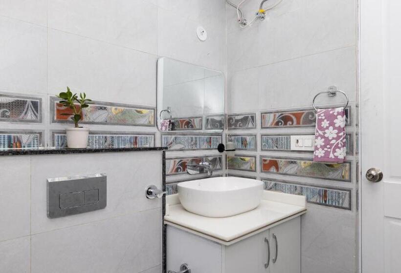 بنسيون The Chirpy Bungalow By Luho Leisure
