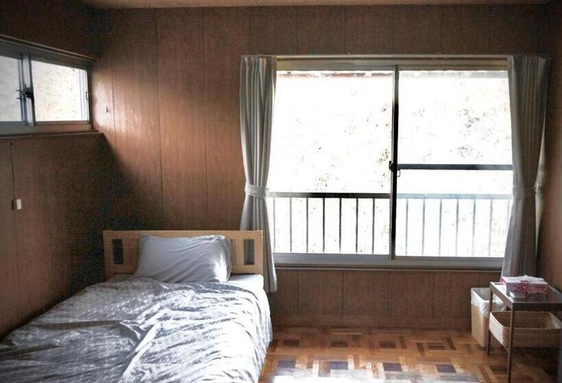 住宿加早餐  Shionome House