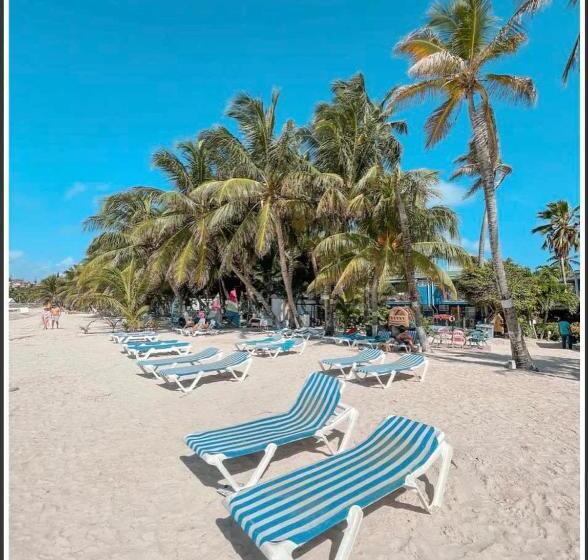 هتل Cocoplum   Family Suite   Colombia