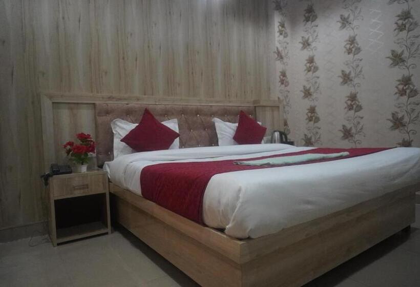 Hotel Rudreshwar
