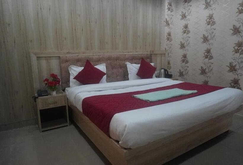 Hotel Rudreshwar
