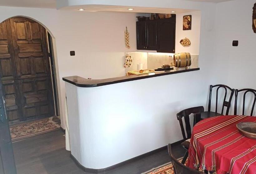 Pension (Hôtel basse catégorie) абаджиевата къща