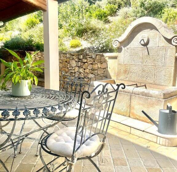 膳宿费 La Bastide De Basson   Luxe Sur Correns