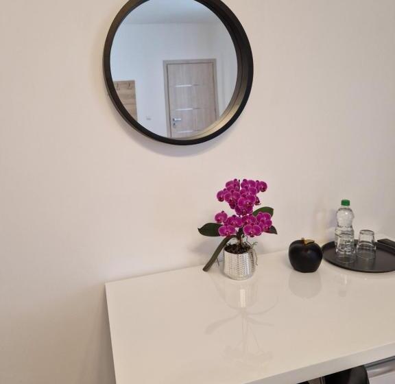 פנסיון Casa 7 Sate Apartament