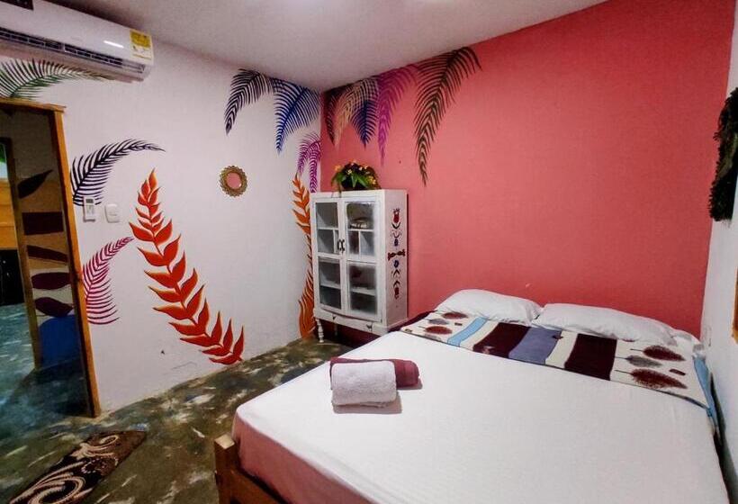 پانسیون Casa Gloria Hostal