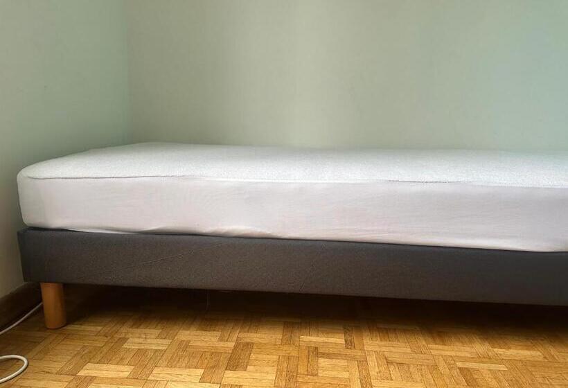 펜션 All Room Paris Ouest Colombes