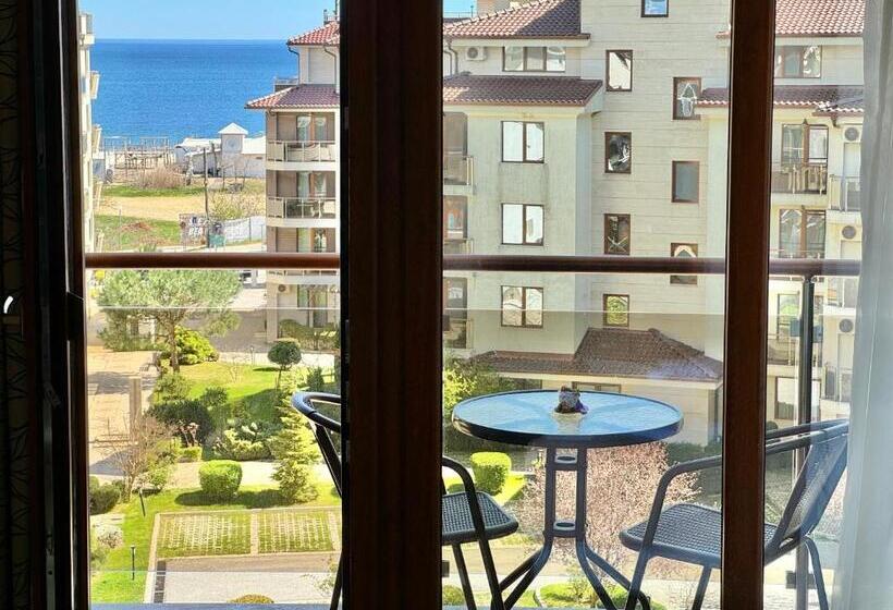 Sunshine Apartment