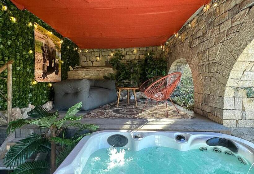 住宿加早餐  La Terrasse ,jaccuzi Et Entree Privee