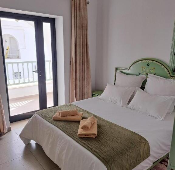 مبيت وإفطار Villa Izabelles