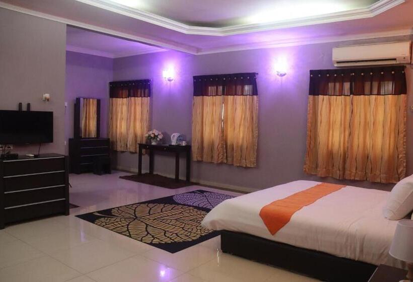 فندق Bunga Raya Resort Parit Buntar