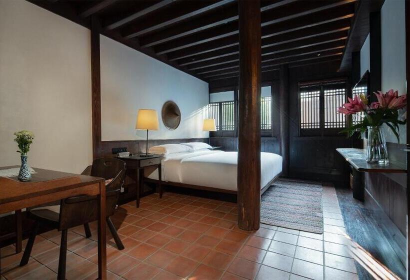 هتل Lijiang Ancient City Anyu