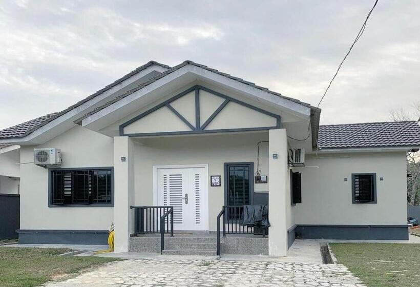 فندق Oyo 90965 Lakut Valley Homestay