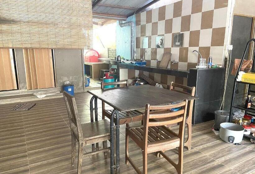 فندق Oyo 90971 Pollock Homestay
