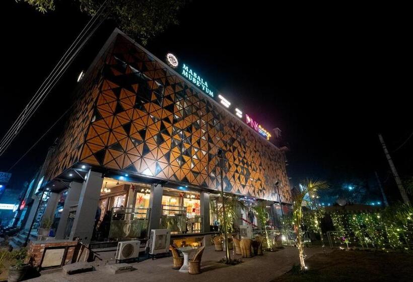 ホテル Pink Mango A Boutique