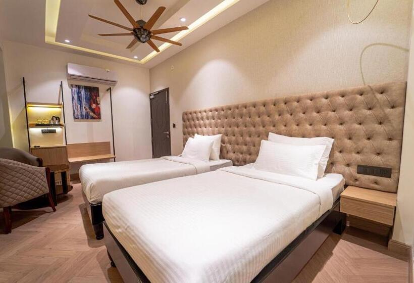 ホテル Pink Mango A Boutique