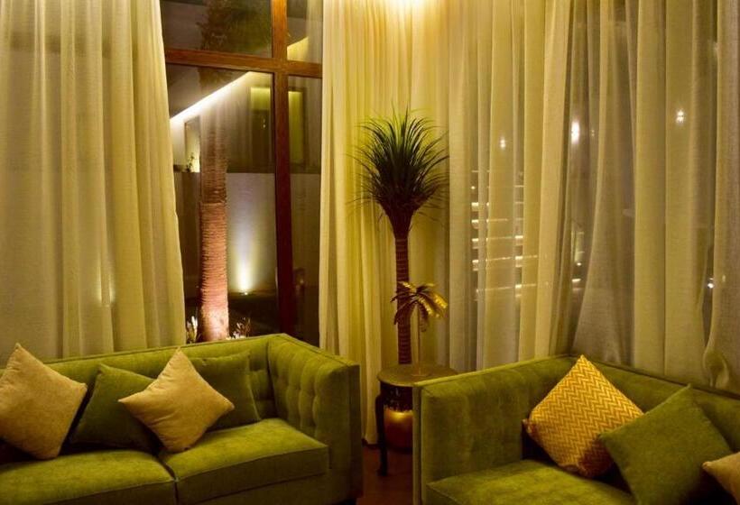 Hotel Resort 21 منتجع