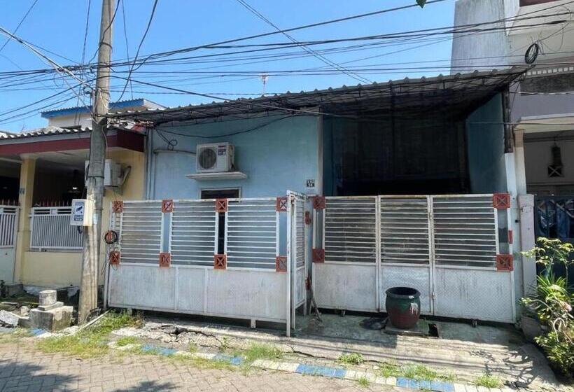 فندق Spot On 93874 3n Homestay Syariah