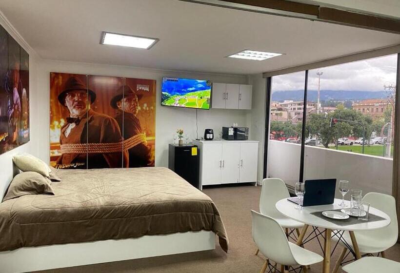 پانسیون Broadway Suites