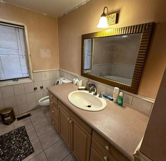 膳宿费 Executive Suite In A Victorian Style Bungalow P4b