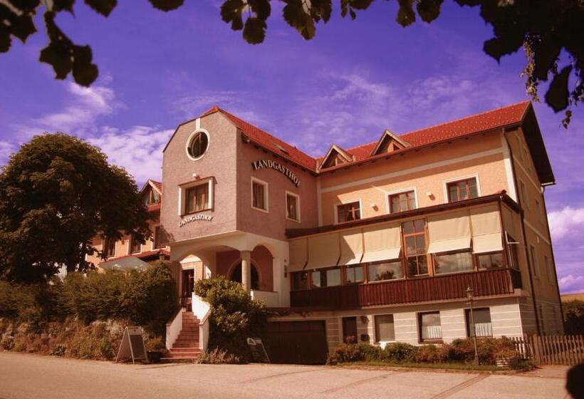 مبيت وإفطار & Fitness Castello