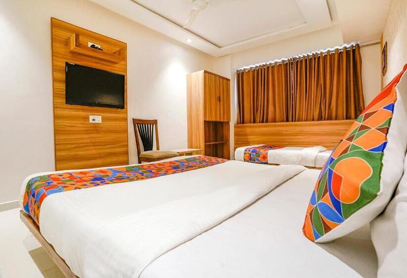 Fabhotel Kingsway