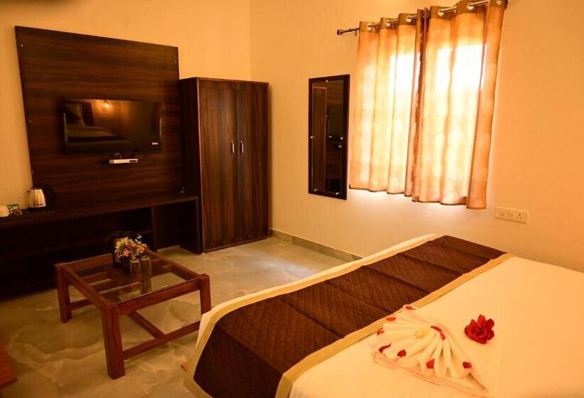 فندق Aijasvan Resort