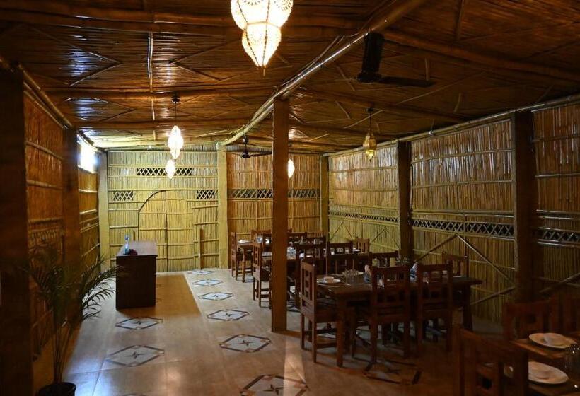 فندق Aijasvan Resort