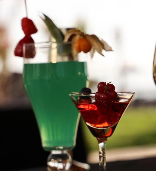 酒店 Aria Beach Resort By Hana Turismo