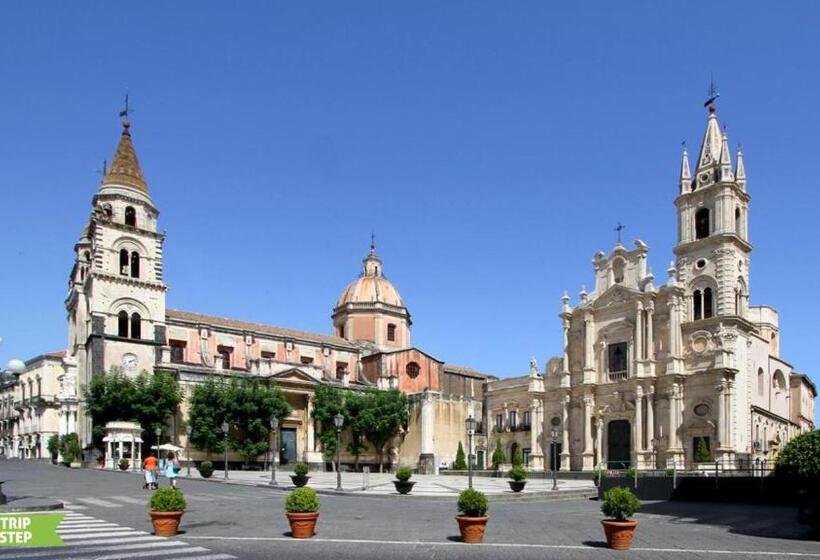 پانسیون Room In Bb   Guest House In Acireale
