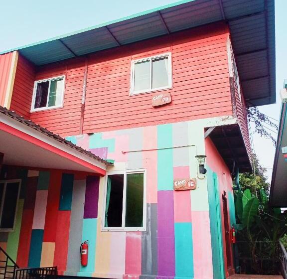 渡假胜地  Camp Chamao