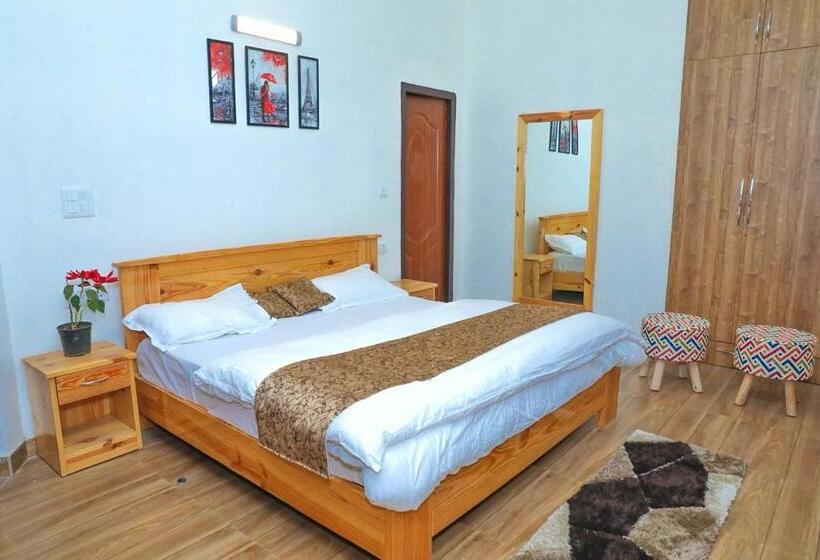مبيت وإفطار Aaryam Villa