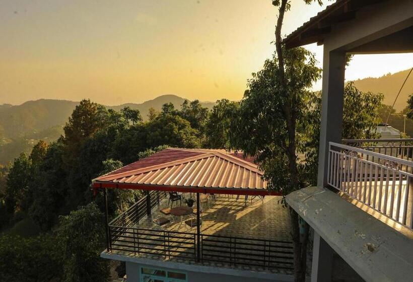 مبيت وإفطار Aaryam Villa