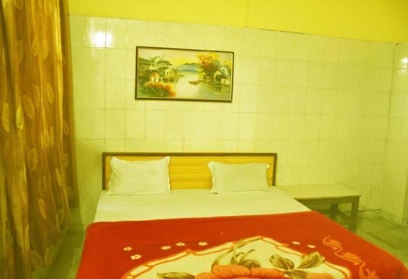 فندق Vamoose Ar Resort