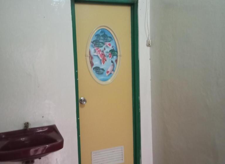 پانسیون Merids