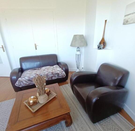 مبيت وإفطار Sangatte Guest House   Studio Room Sunset   Seafront