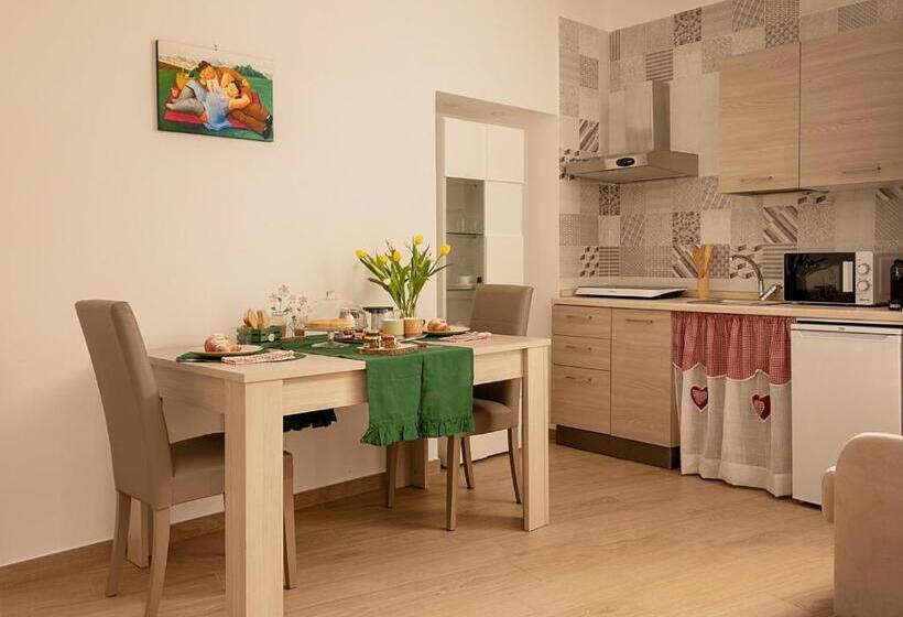 Domus Cuomo B&b