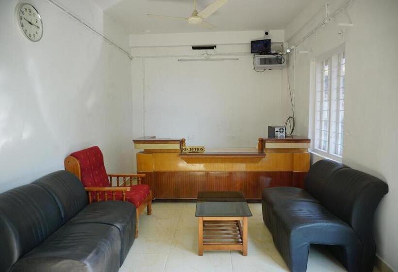 فندق Classiyo Green Mount Resort