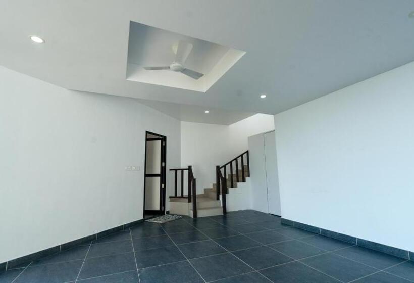 فندق Jungle Drive Resort Vayalada