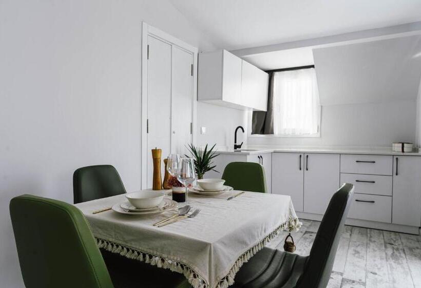 Lux Apart For 4 Guests
