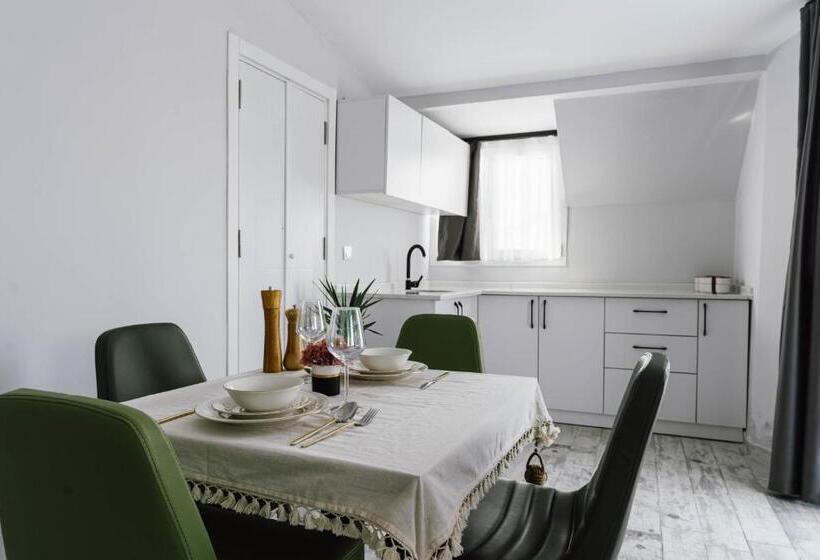 Lux Apart For 4 Guests