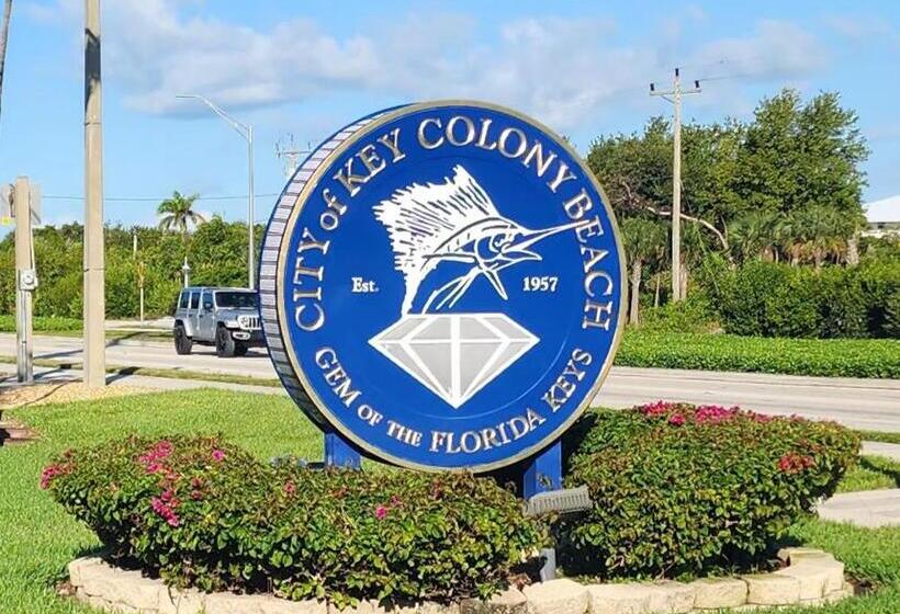 Paradise Awaits You At Key Colony Beach