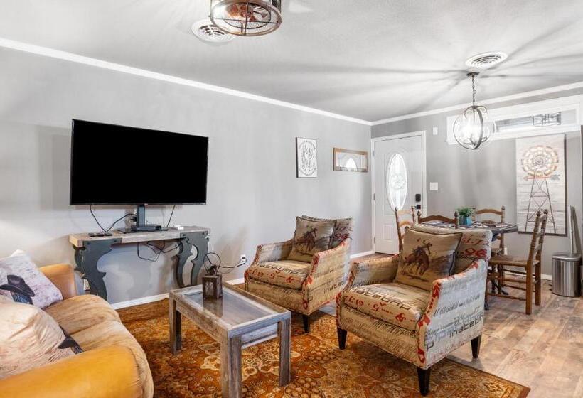 膳宿费 Salt Block   The Cowboy Suite 4