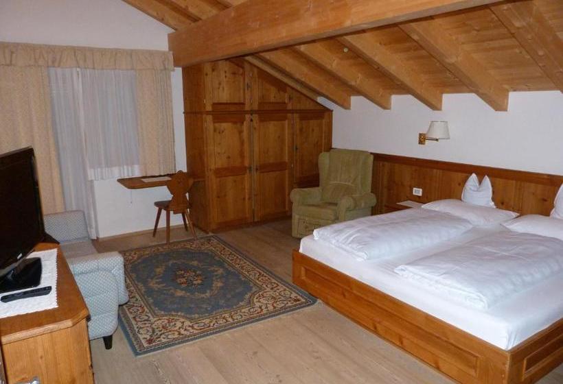 Bed and Breakfast Chalet Ciasa Alexander