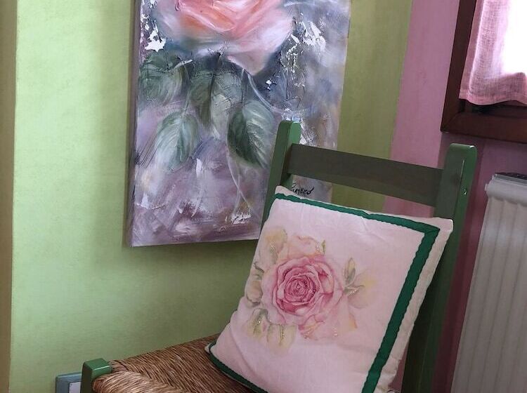 تختخواب و صبحانه Villa Gaia   Luxury Villa, Pool & Wellness Rooms