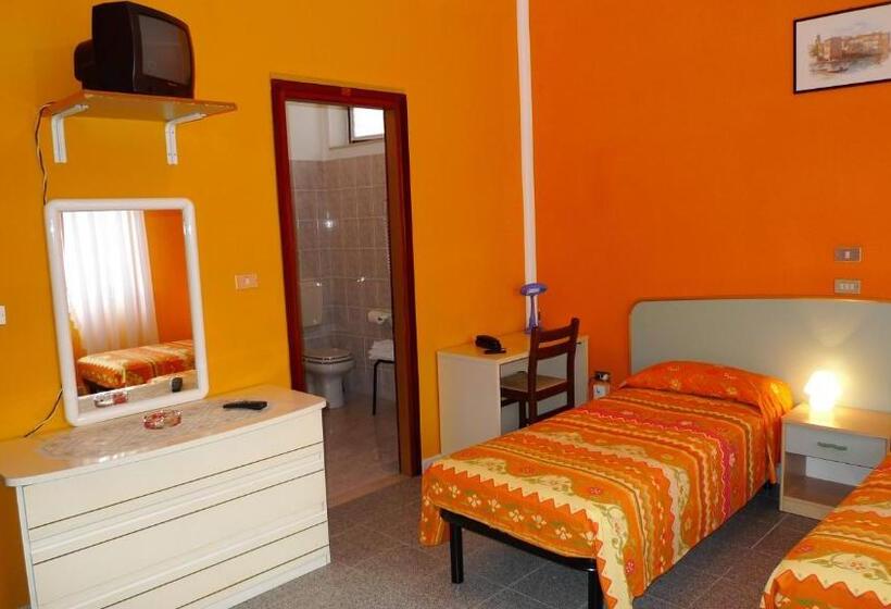 בית מלון כפרי Albergo Simonati